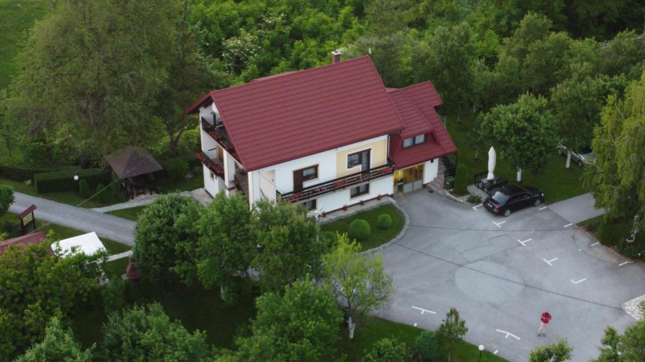 ホテル House Pavlic グラボヴァツ エクステリア 写真