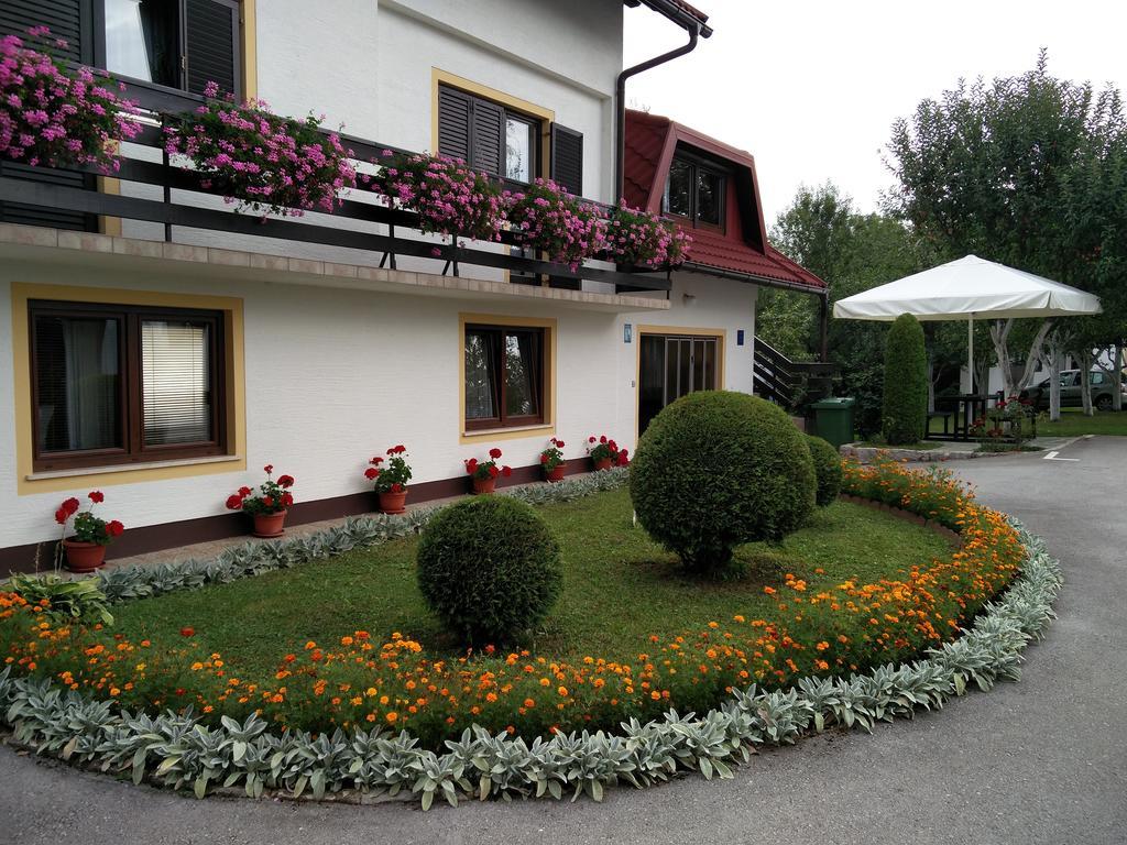 ホテル House Pavlic グラボヴァツ エクステリア 写真