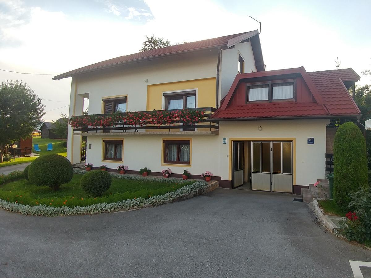 ホテル House Pavlic グラボヴァツ エクステリア 写真